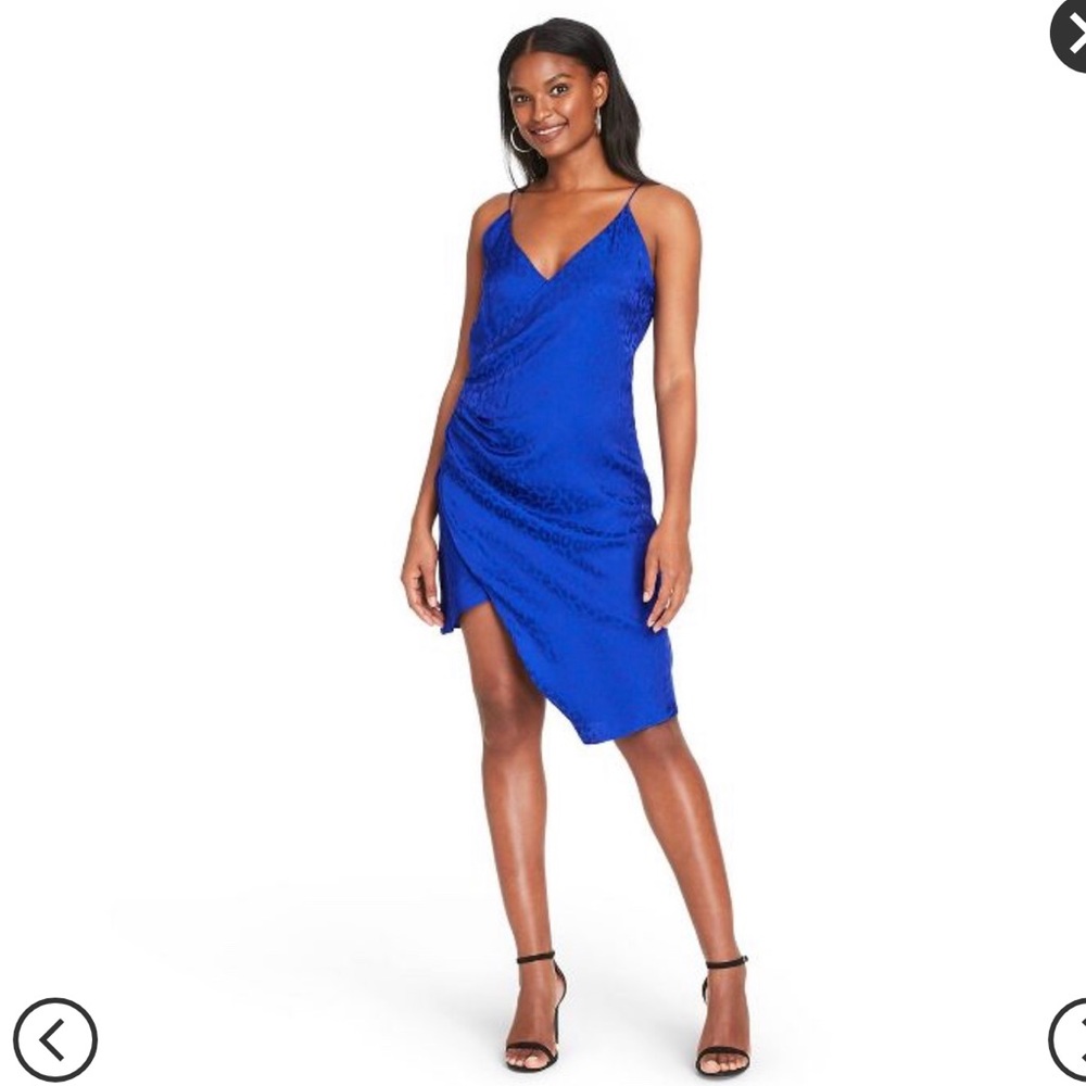Blue dress